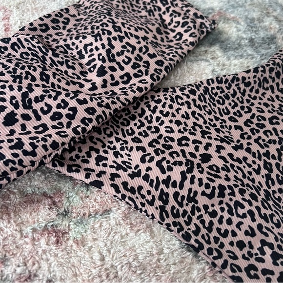 NWT Cheetah Animal Print Bandeau Bikini - Picture 2 of 3